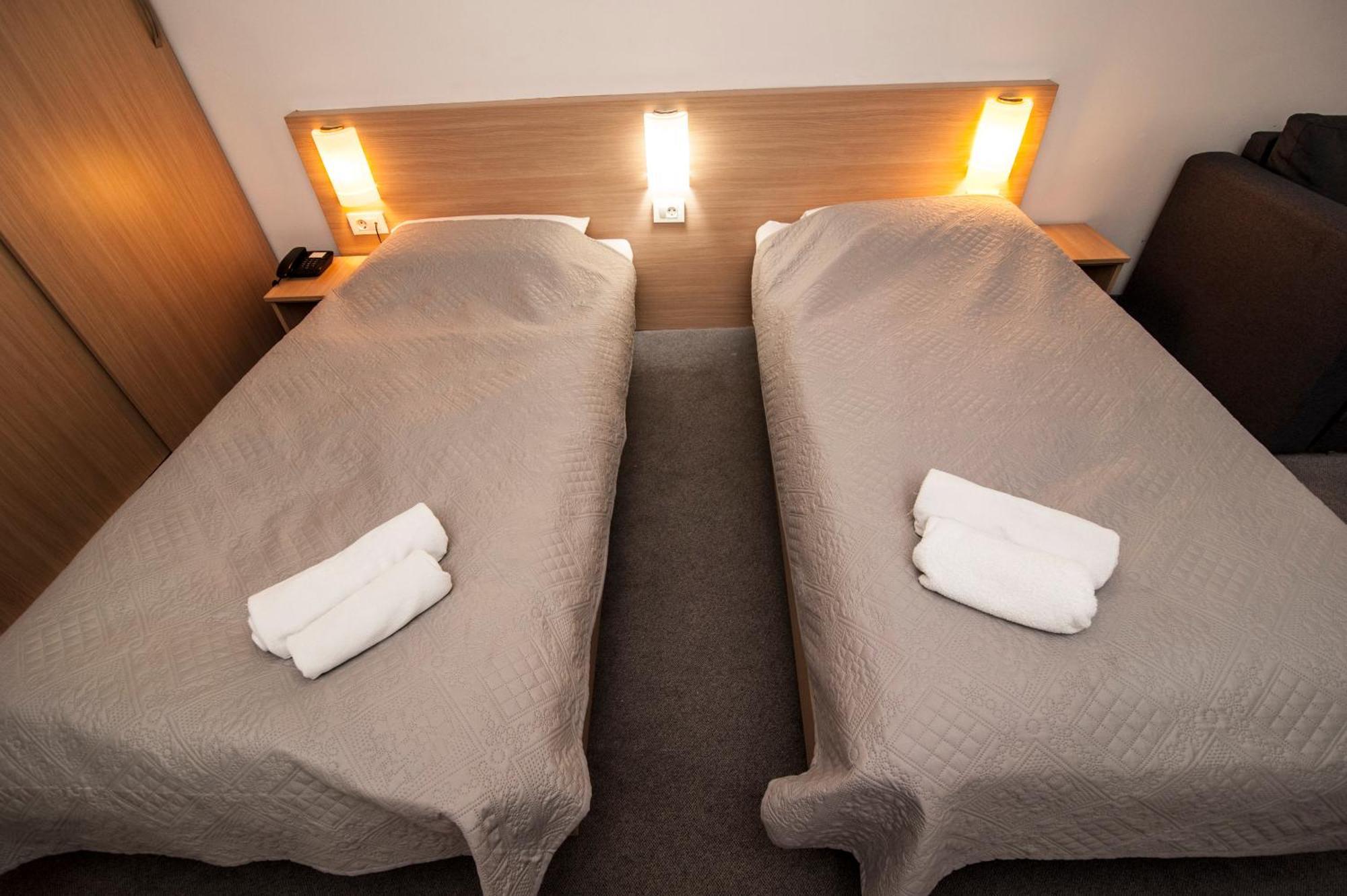 Hotel Faraon Celje Room photo